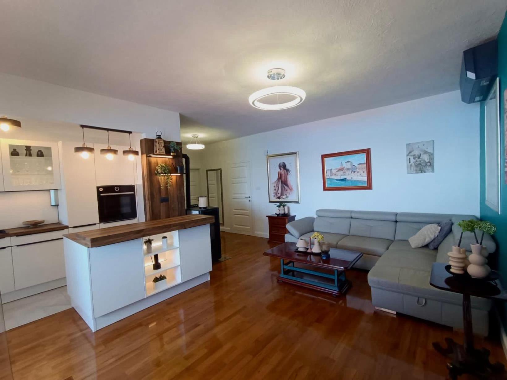 Apartment Spira Puovica Trogir Exteriör bild