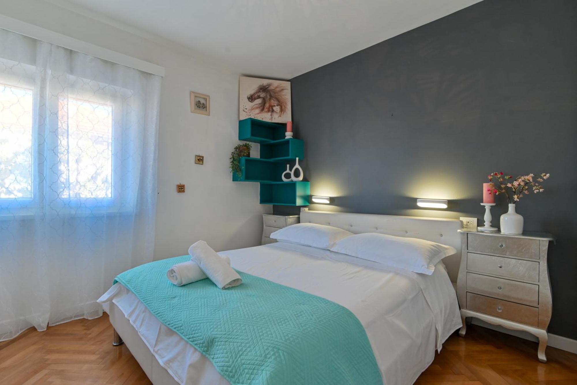 Apartment Spira Puovica Trogir Exteriör bild